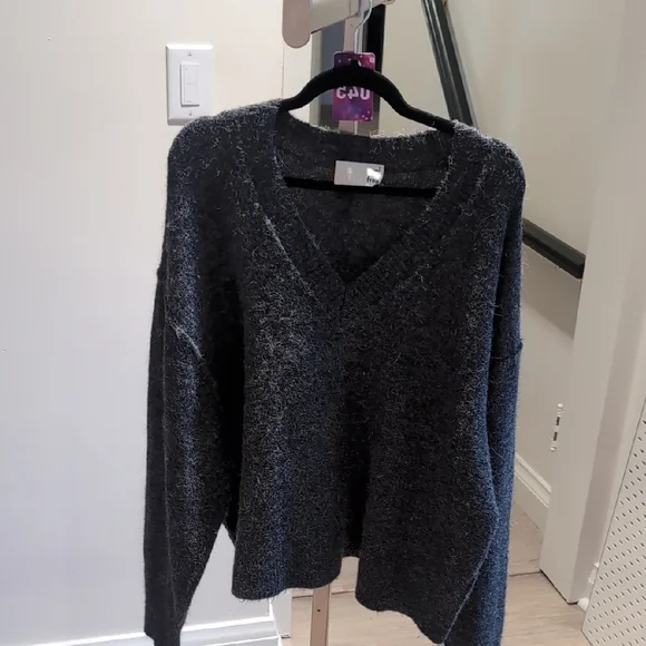 Aritzia Charcoal Krause Alpaca Blend Sweater - Picture 7 of 11